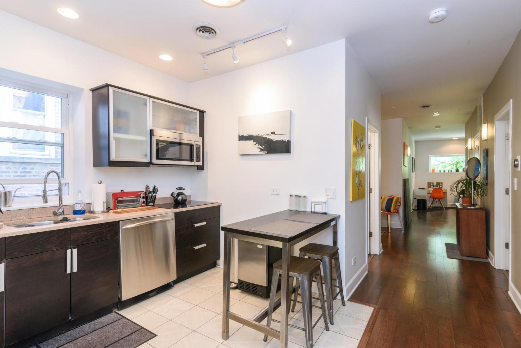 House 5863- Chicago'S Premier Bed And Breakfast Екстериор снимка