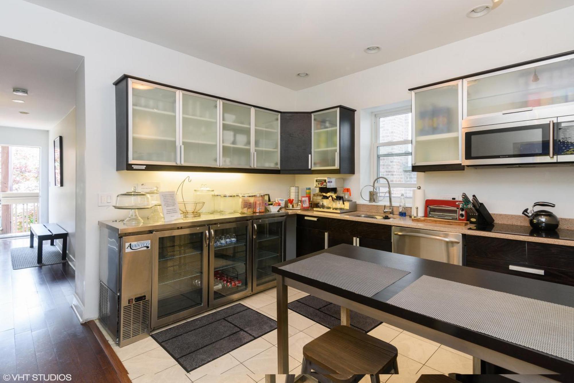 House 5863- Chicago'S Premier Bed And Breakfast Екстериор снимка