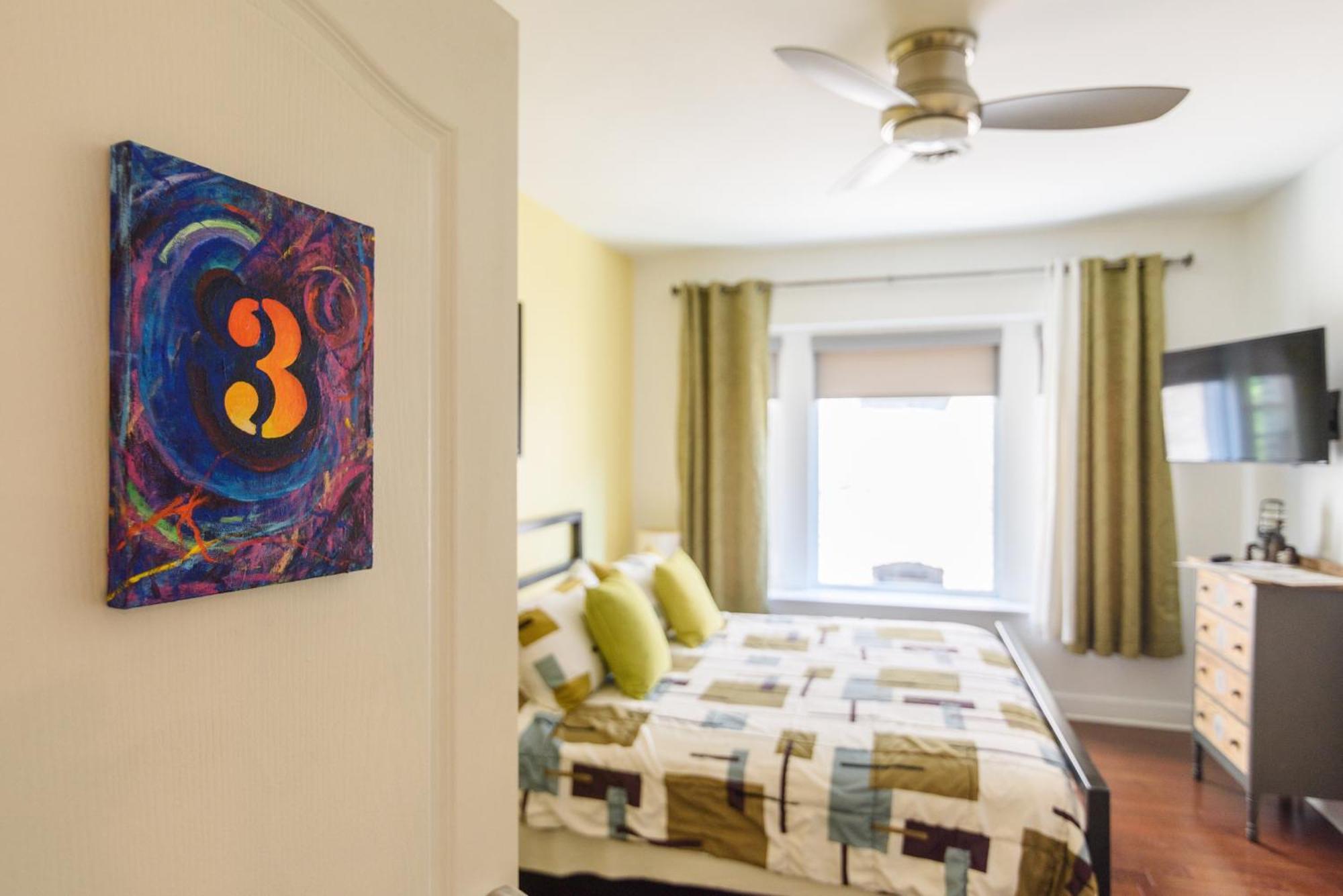 House 5863- Chicago'S Premier Bed And Breakfast Стая снимка