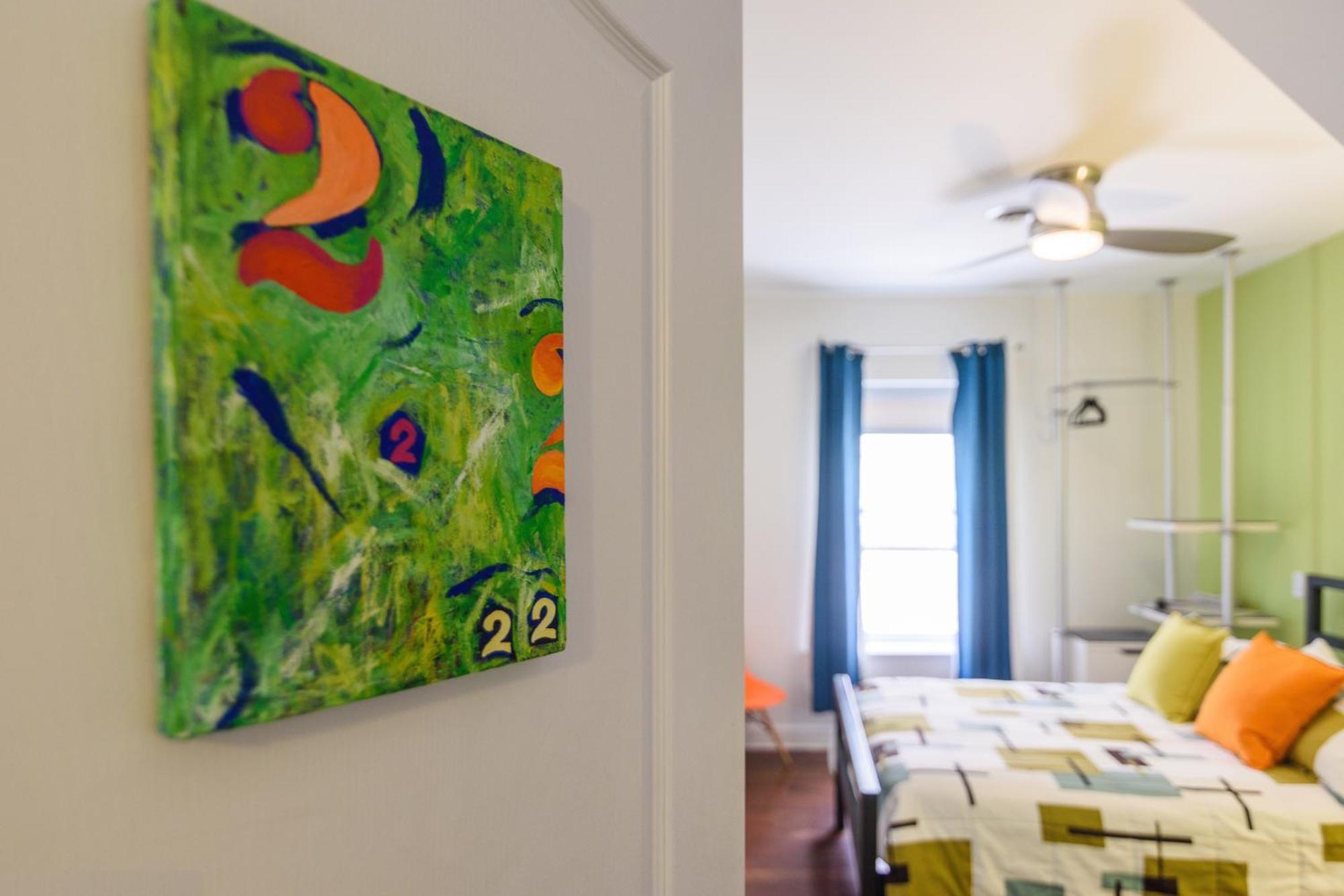 House 5863- Chicago'S Premier Bed And Breakfast Стая снимка