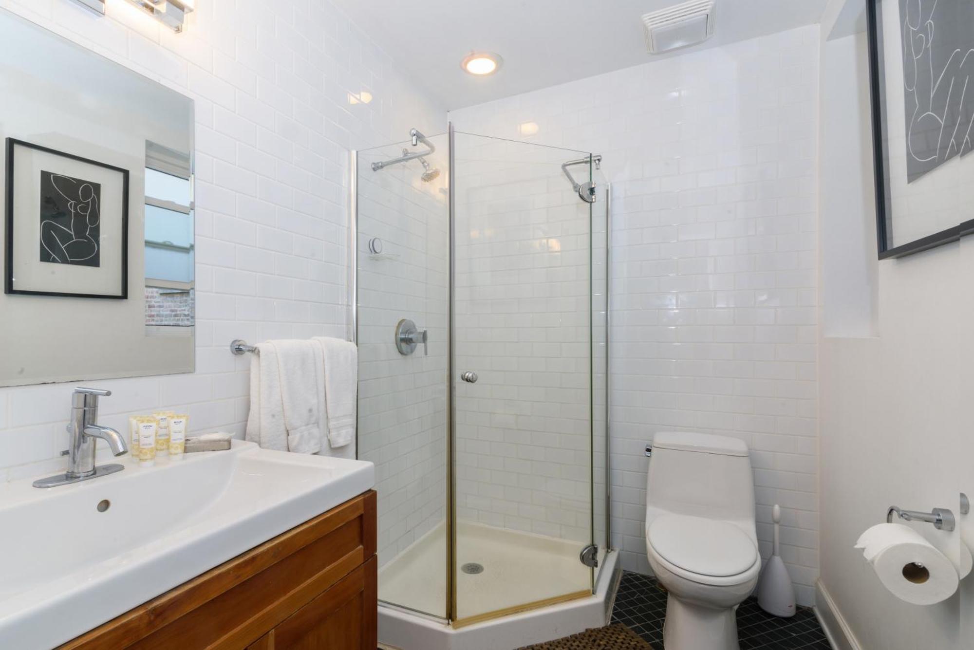 House 5863- Chicago'S Premier Bed And Breakfast Стая снимка