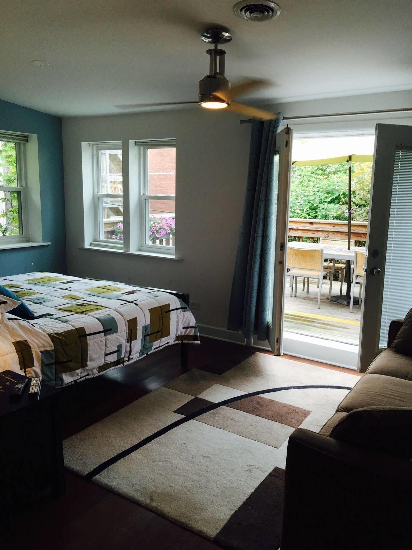 House 5863- Chicago'S Premier Bed And Breakfast Екстериор снимка